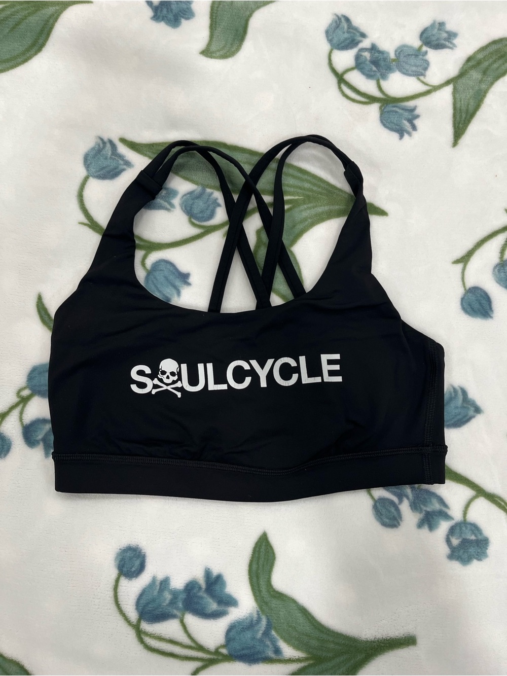soulcycle branded lululemon sports bra